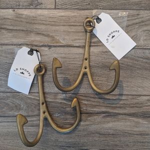 2 for $20 | Matte wall hooks